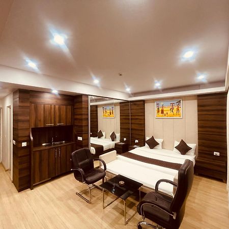 The Grace Residency - Gomtinagar, Lucknow Aparthotel Kültér fotó