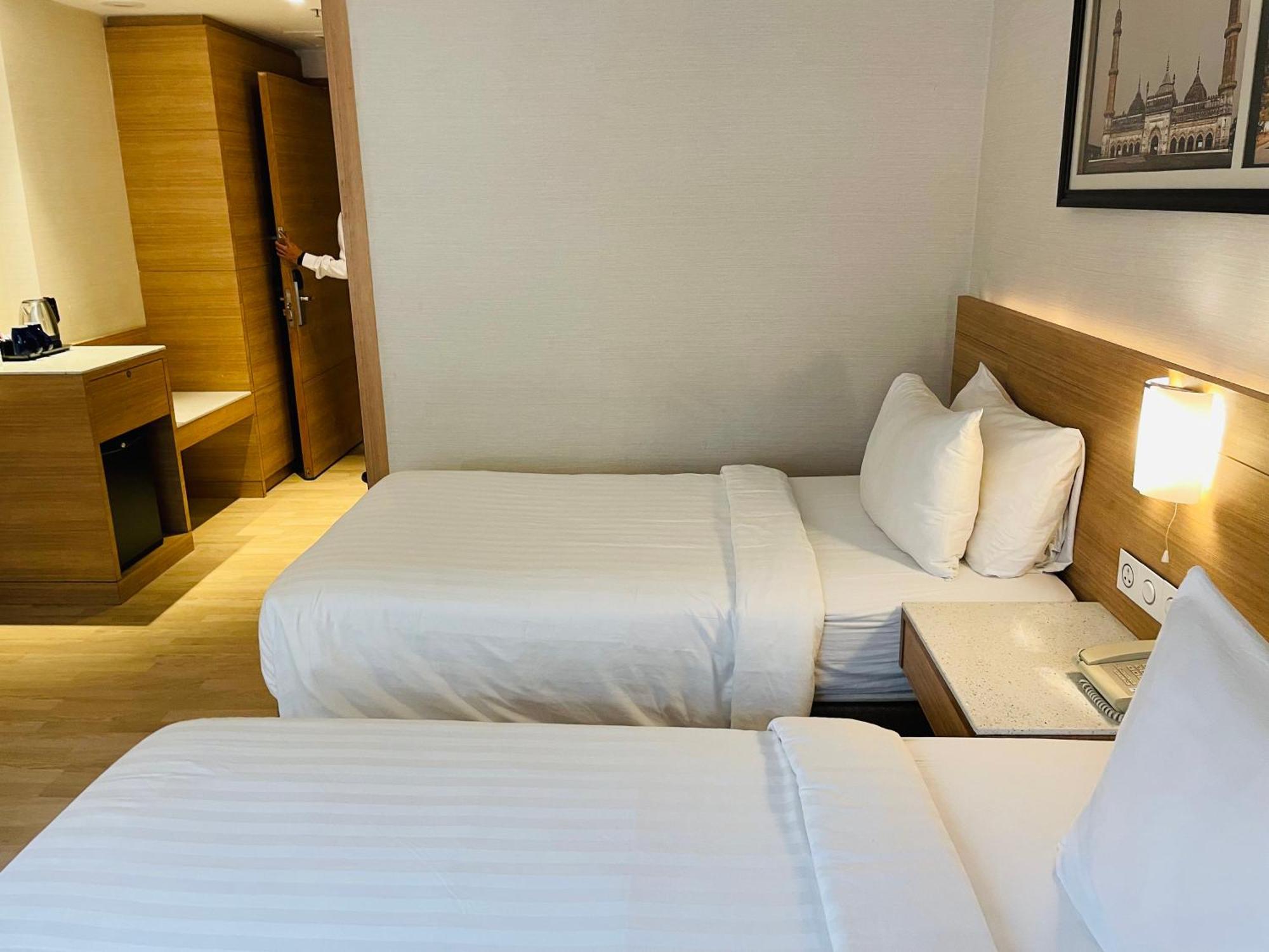 The Grace Residency - Gomtinagar, Lucknow Aparthotel Kültér fotó