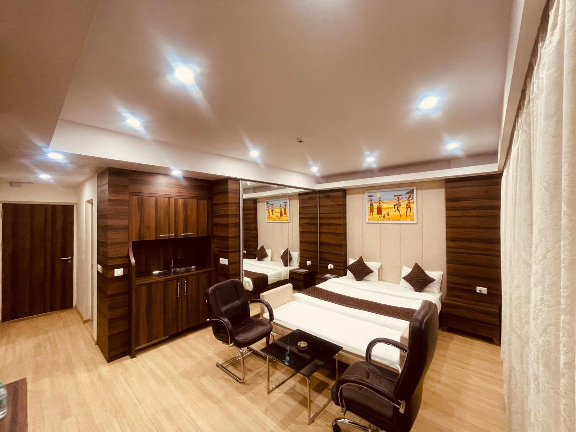 The Grace Residency - Gomtinagar, Lucknow Aparthotel Kültér fotó