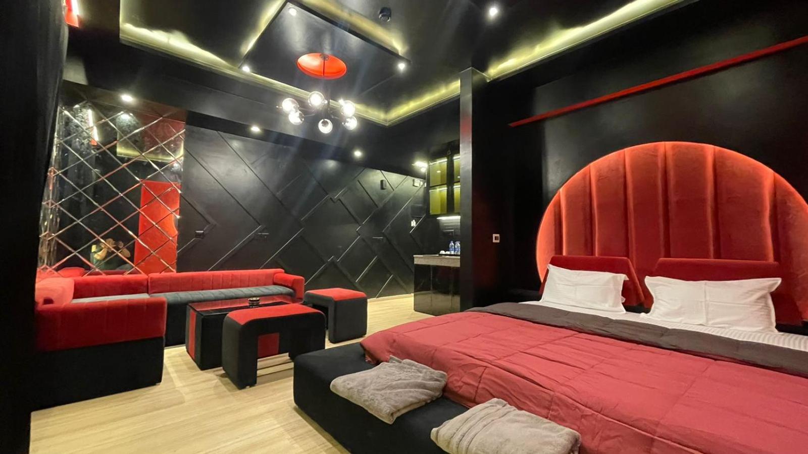 The Grace Residency - Gomtinagar, Lucknow Aparthotel Kültér fotó
