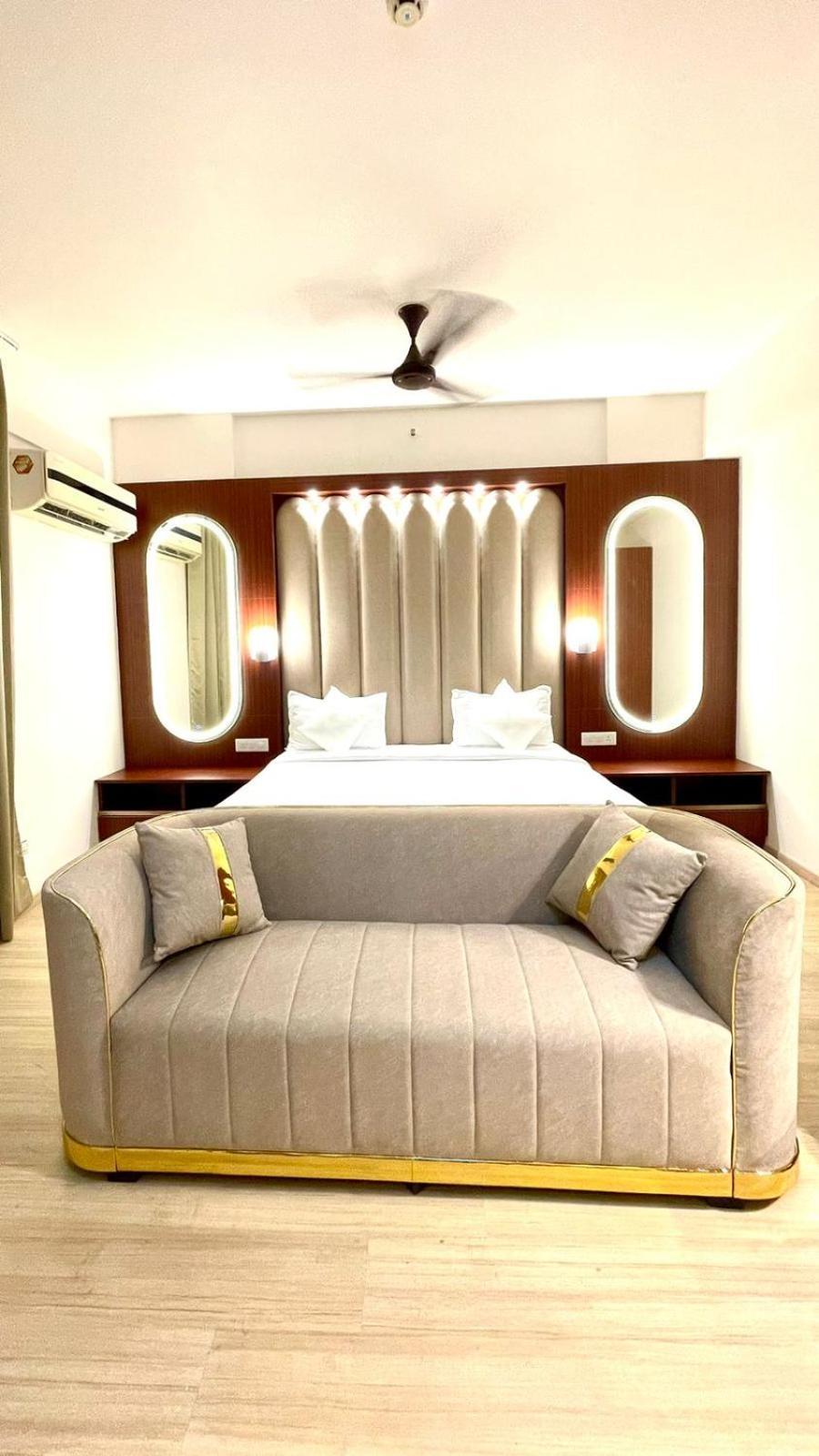 The Grace Residency - Gomtinagar, Lucknow Aparthotel Kültér fotó